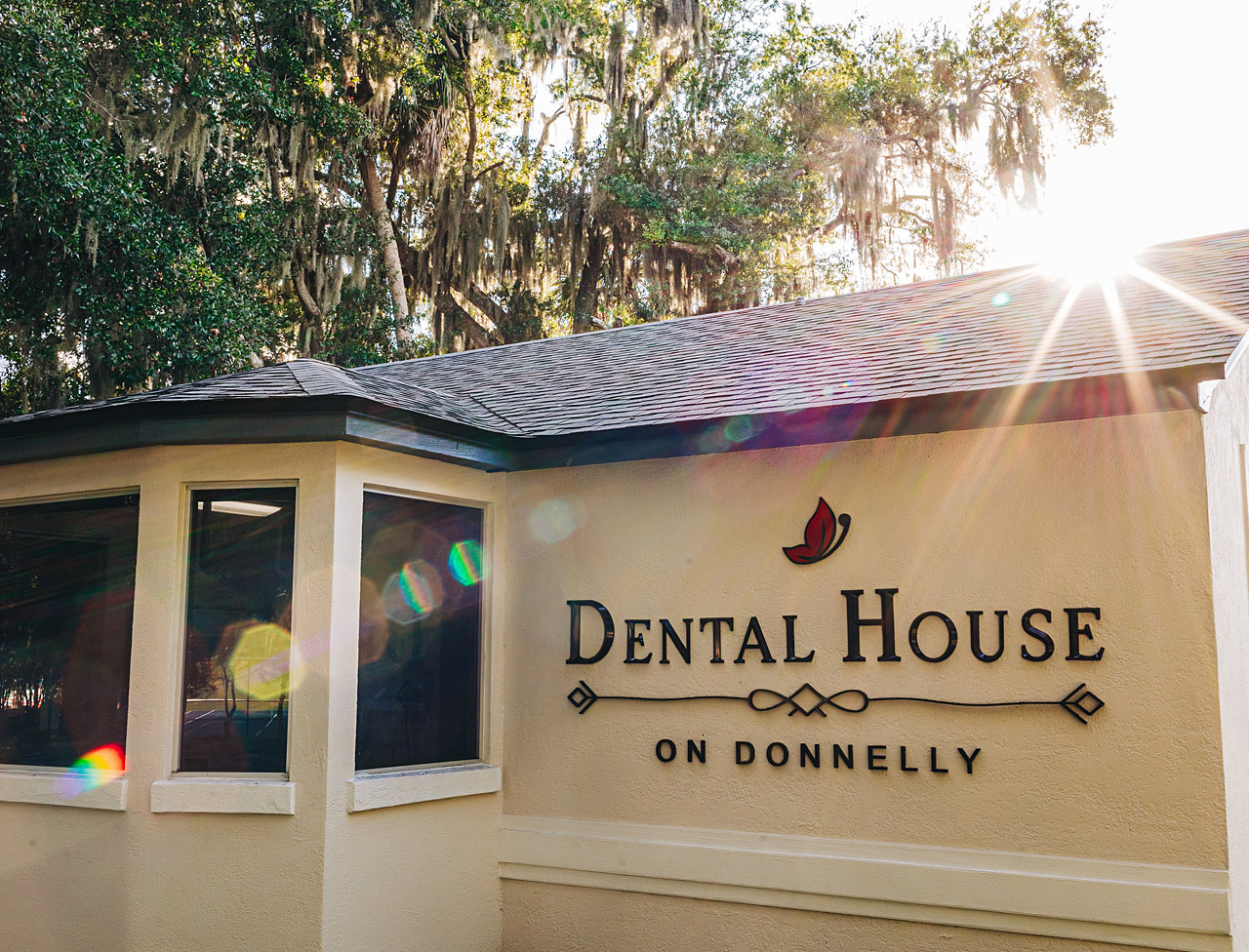 Dental – Theme B Office Image